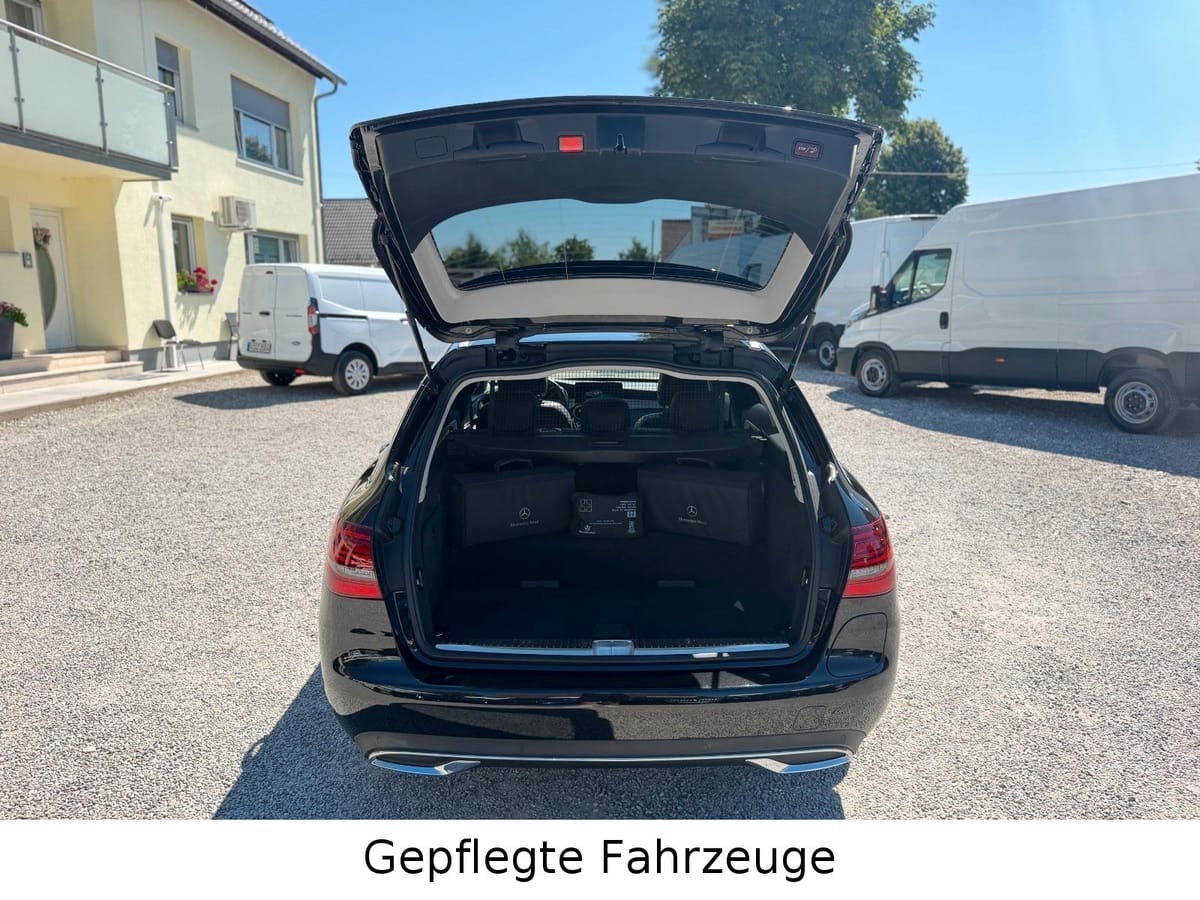Mercedes-Benz C 300de Touring Avantgarde 19"LM 306 PS Pano ACC foto 12