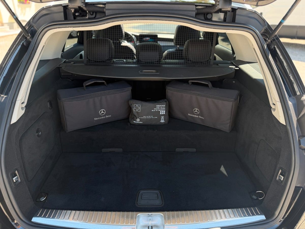 Mercedes-Benz C 300de Touring Avantgarde 19"LM 306 PS Pano ACC foto 13