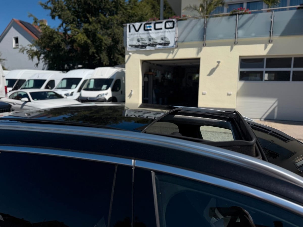Mercedes-Benz C 300de Touring Avantgarde 19"LM 306 PS Pano ACC foto 5