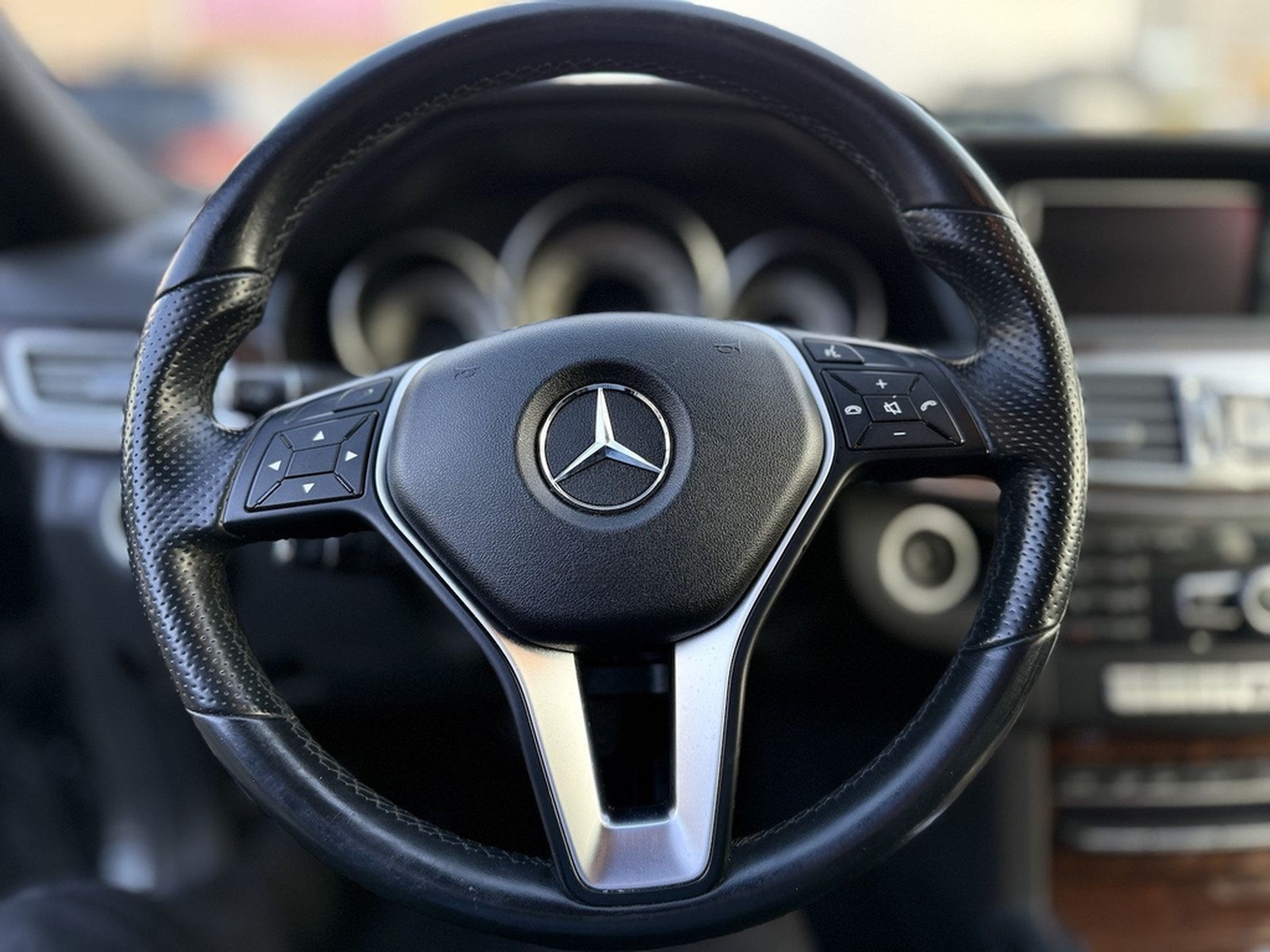 Mercedes-Benz E 350 d/ PANO / Kamera / Leder / Navi / EURO 6 foto 20