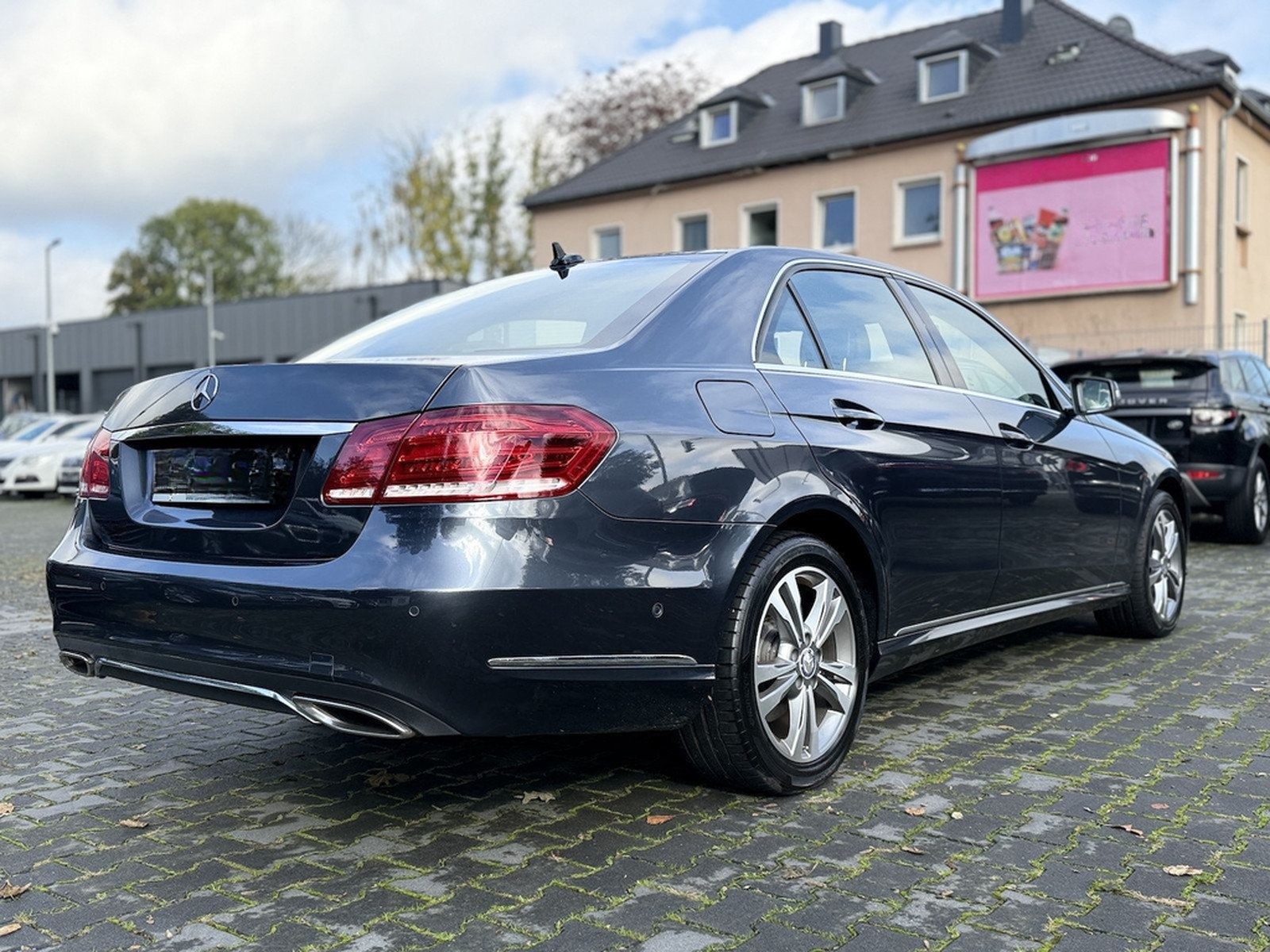 Mercedes-Benz E 350 d/ PANO / Kamera / Leder / Navi / EURO 6 foto 5