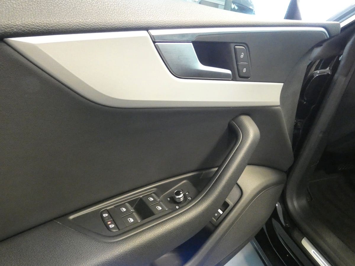 Audi A5 Sportback 45 TFSI quattro S line Leder Navi foto 14
