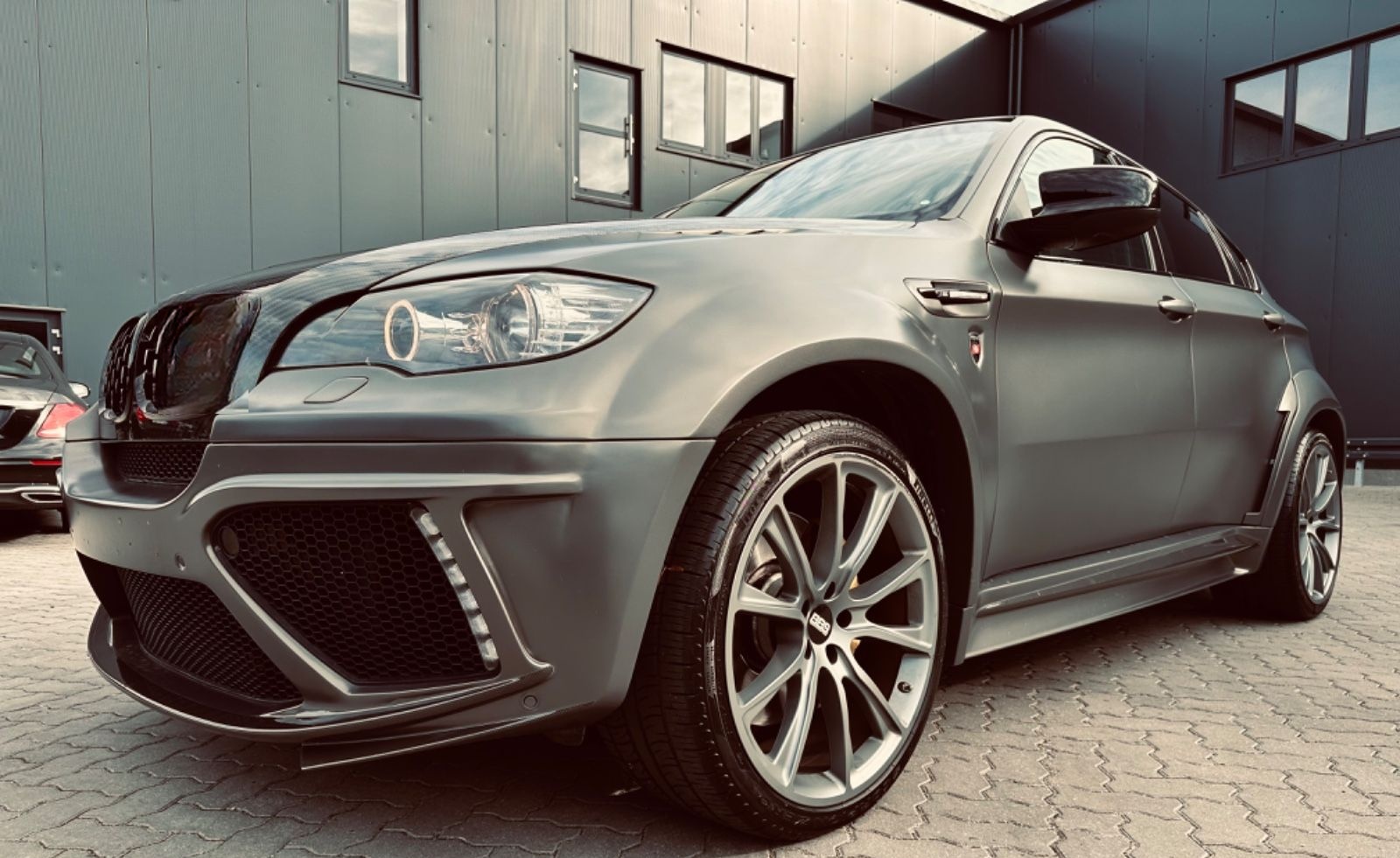 BMW X6 M MANSORY 720 PS LIMITED EDITION NR 1 foto 4