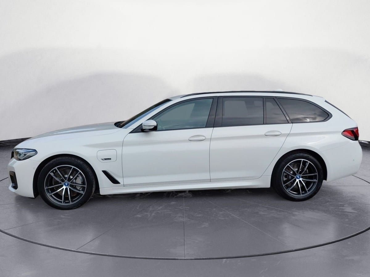 BMW 530e xDrive Touring M Sportpaket Innovationsp foto 4