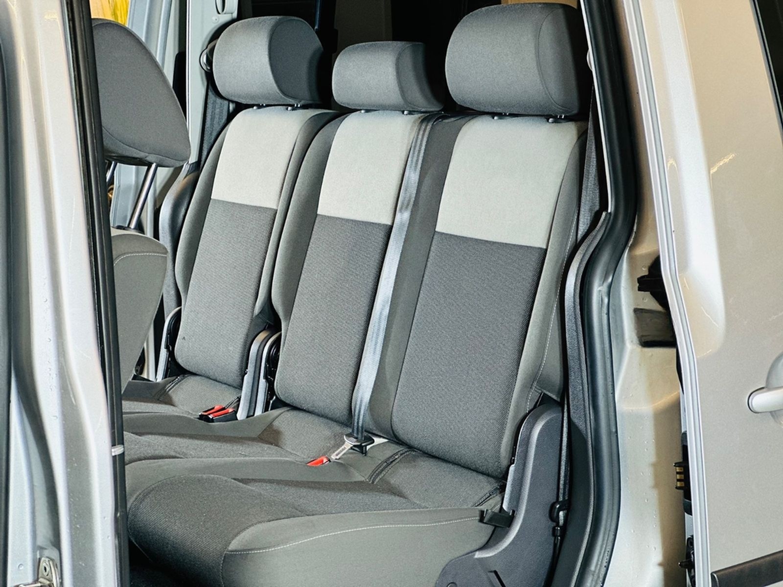 Volkswagen Caddy Maxi-Behindertengerecht-Rampe- foto 13