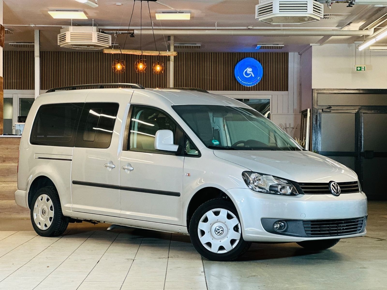 Volkswagen Caddy Maxi-Behindertengerecht-Rampe- foto 10