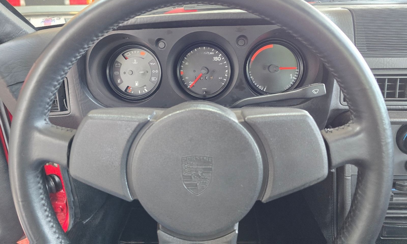 Porsche 924 S+RESTAURIERT+H-Kenzeichen Tüv NEU foto 12