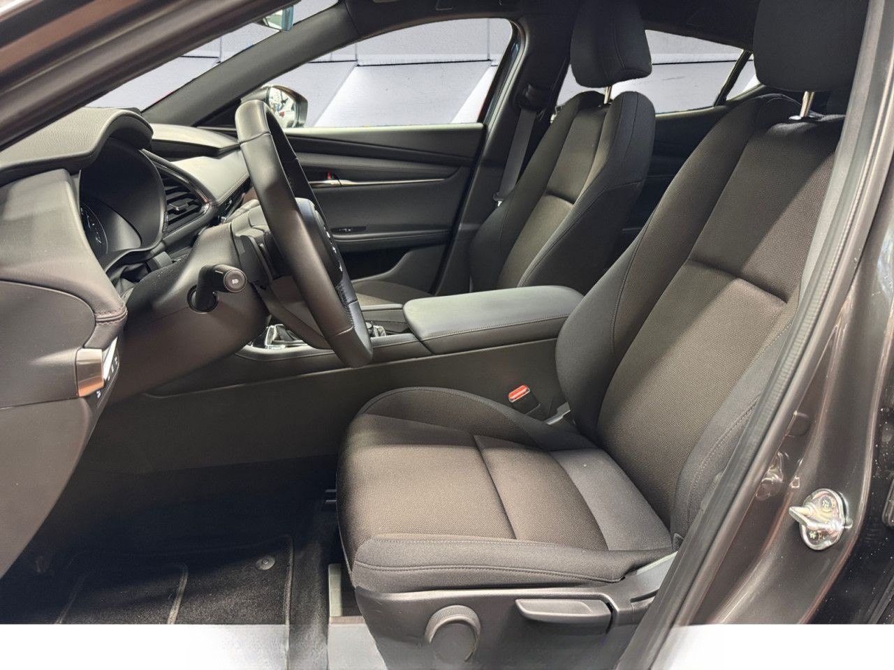 Mazda 3 2.0L SKY- X 186ps 6AT 2025 FWD Exclusive-line foto 7