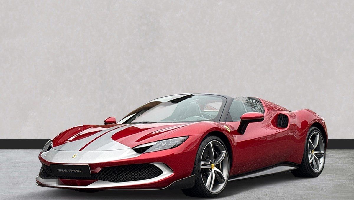 Ferrari 296 GTS 140.000€ an Optionals foto 3