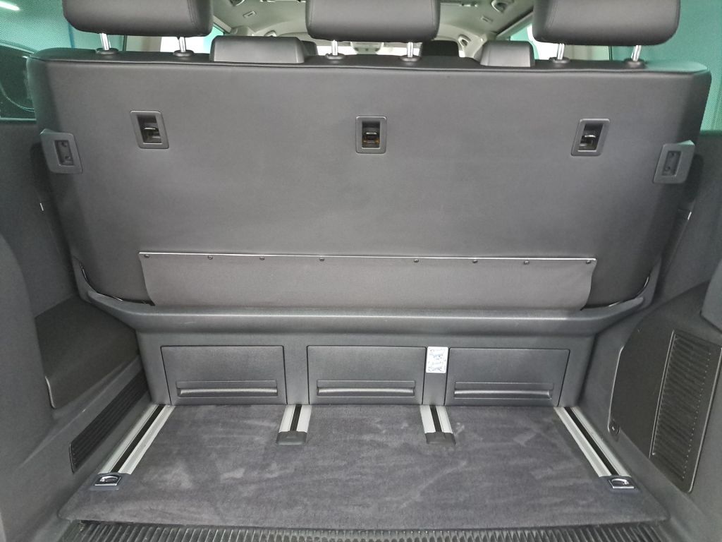 Volkswagen Multivan T6.1 DSG Generation Six RFK NAVI SHZ LE foto 7
