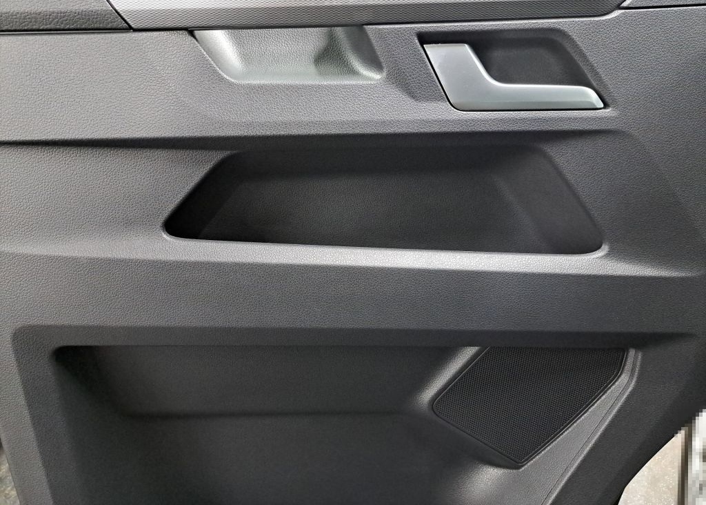 Volkswagen Multivan T6.1 DSG Generation Six RFK NAVI SHZ LE foto 8