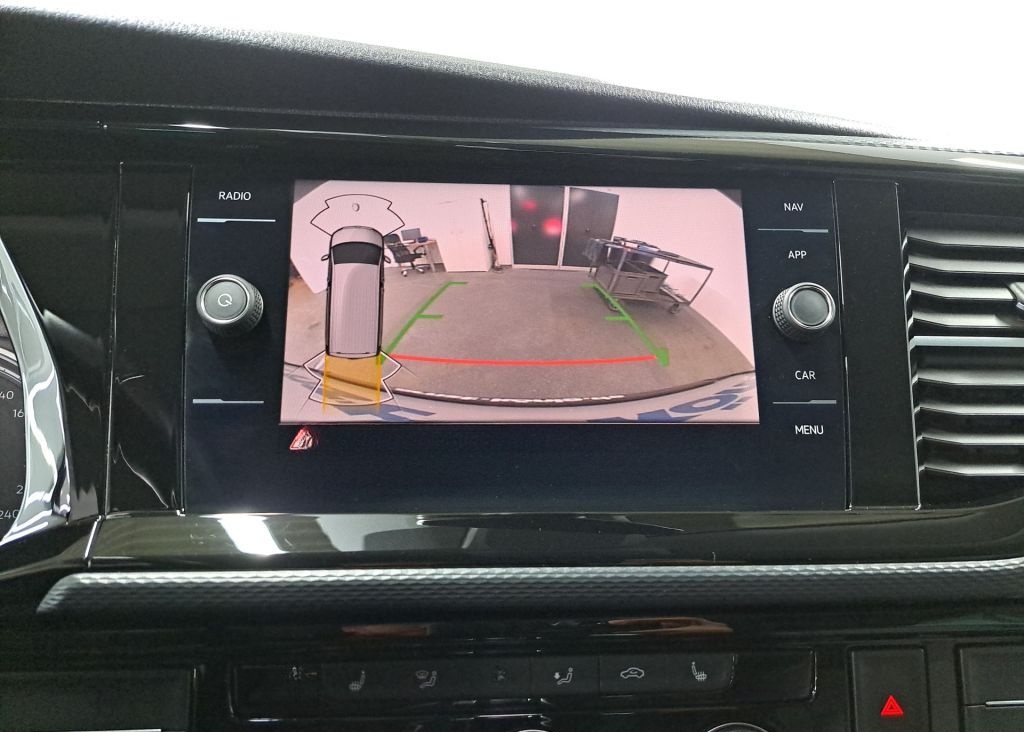 Volkswagen Multivan T6.1 DSG Generation Six RFK NAVI SHZ LE foto 10