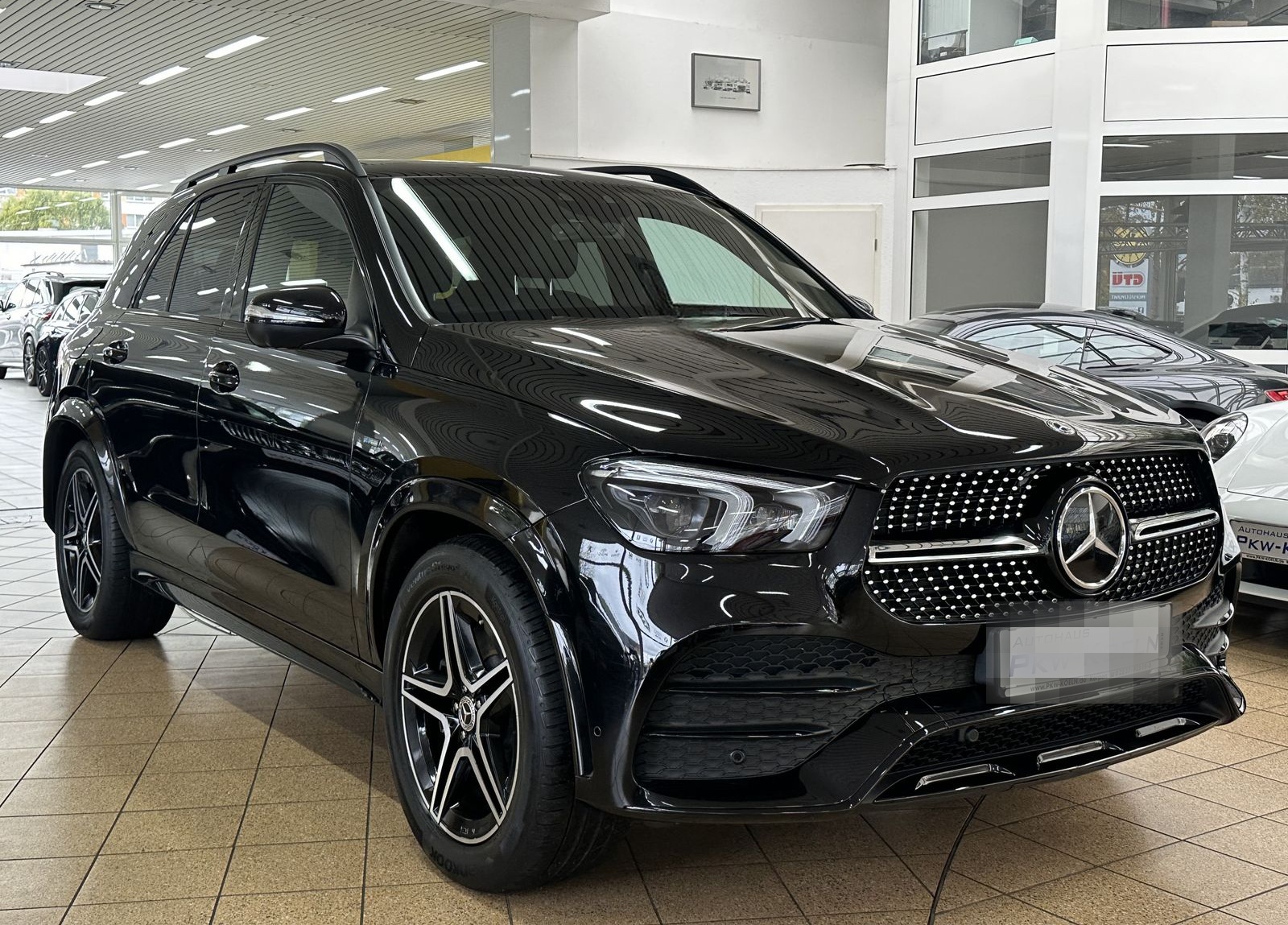 Mercedes-Benz GLE 350 de 4M AMG-LiNE*PANO*NiGHT*360°*DiSTR*LED foto 2
