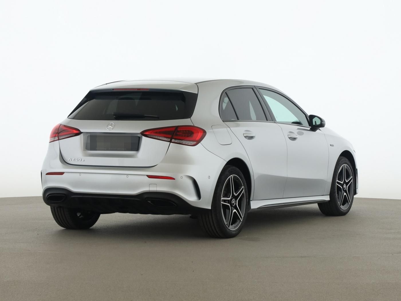 Mercedes-Benz A 250 e AMG+NIGHT+LED+KAMERA+WIDE+AMBI+CARPLAY++ foto 7