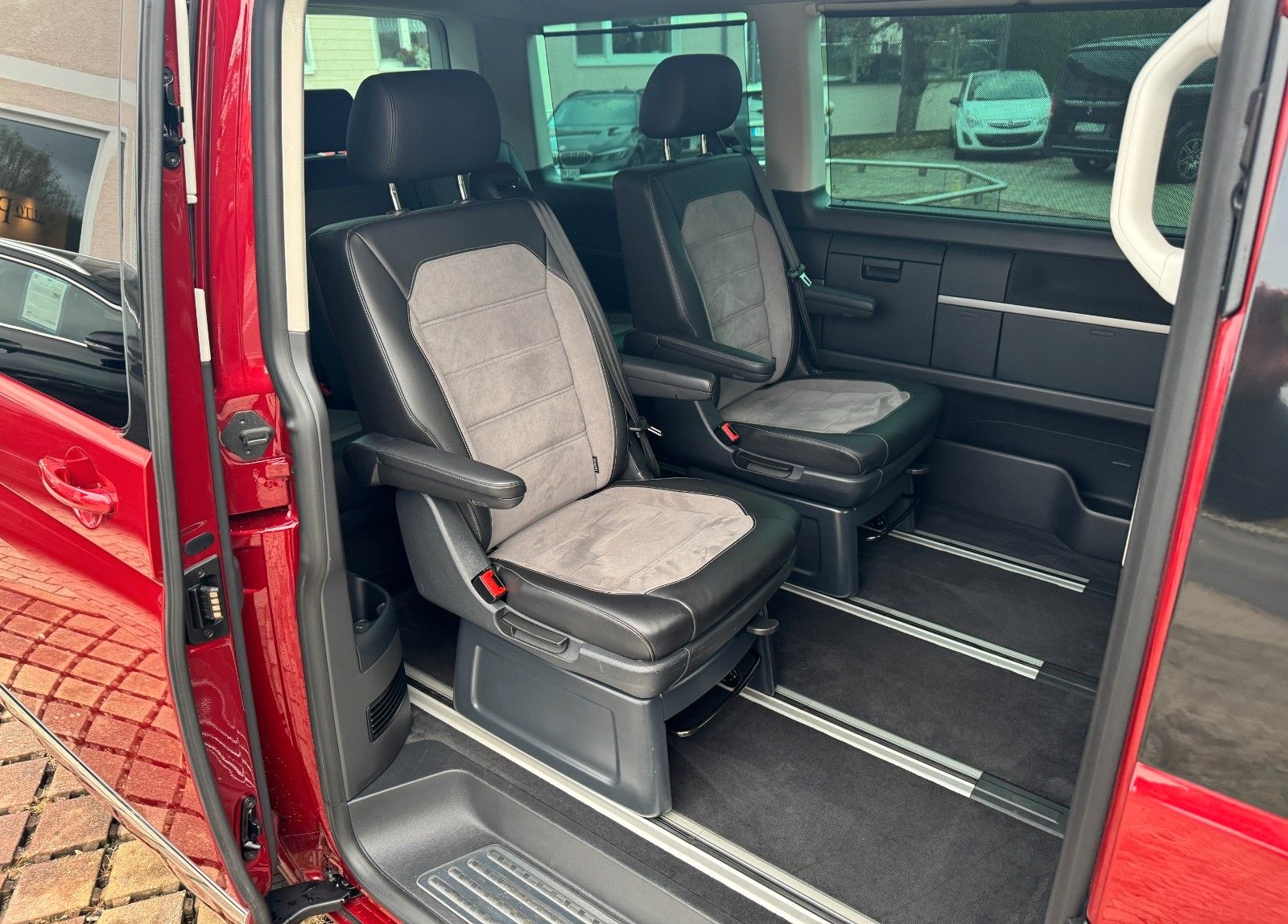 Volkswagen T6.1 Multivan Generation Six foto 11