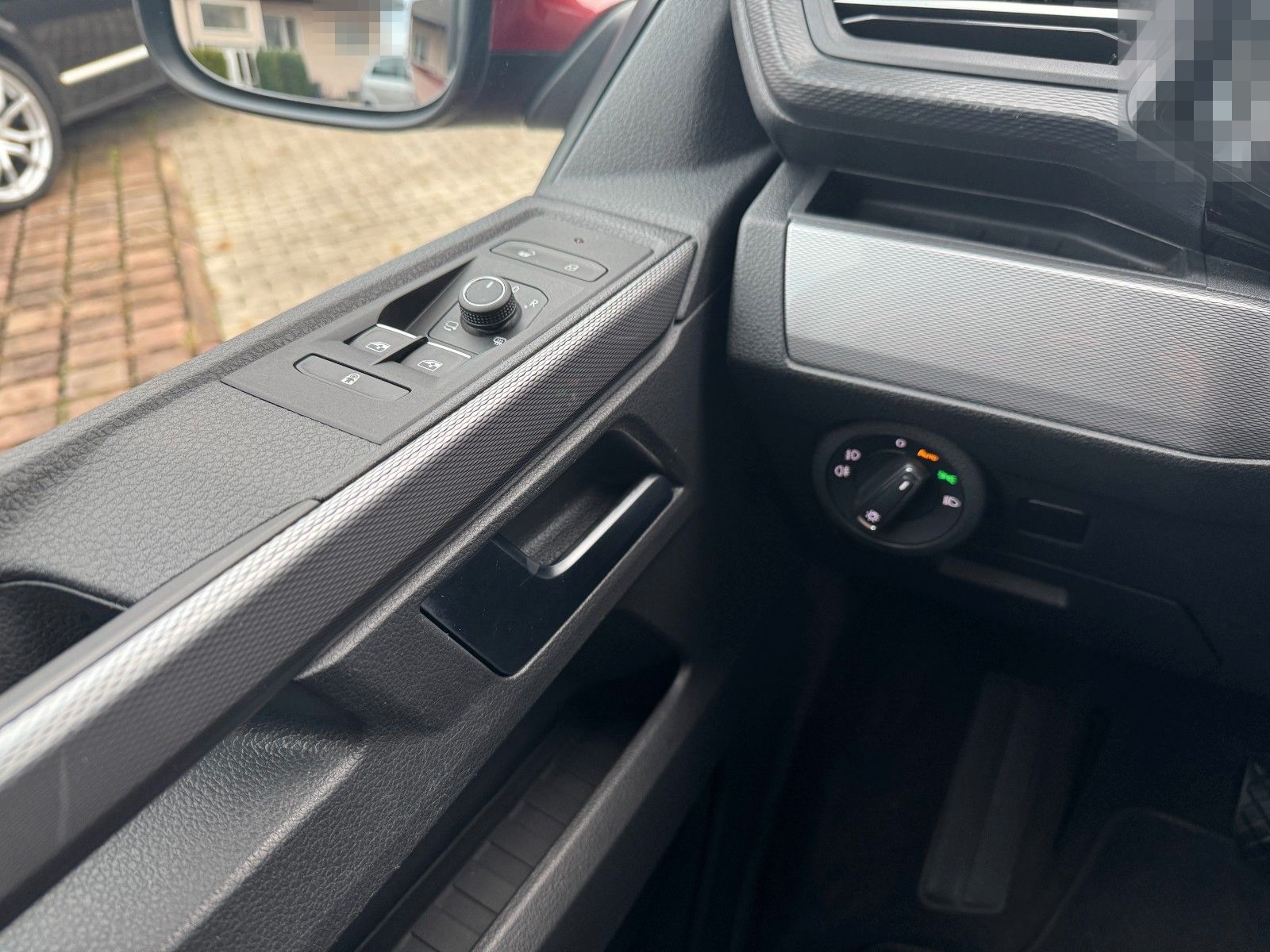 Volkswagen T6.1 Multivan Generation Six foto 16
