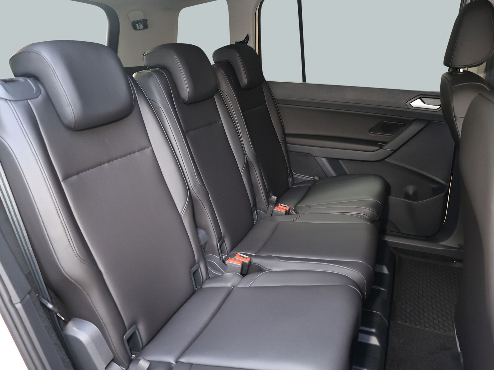 Volkswagen Touran 2.0TDI +TAXI+7-SITZER+4SEASON+3,99 foto 15