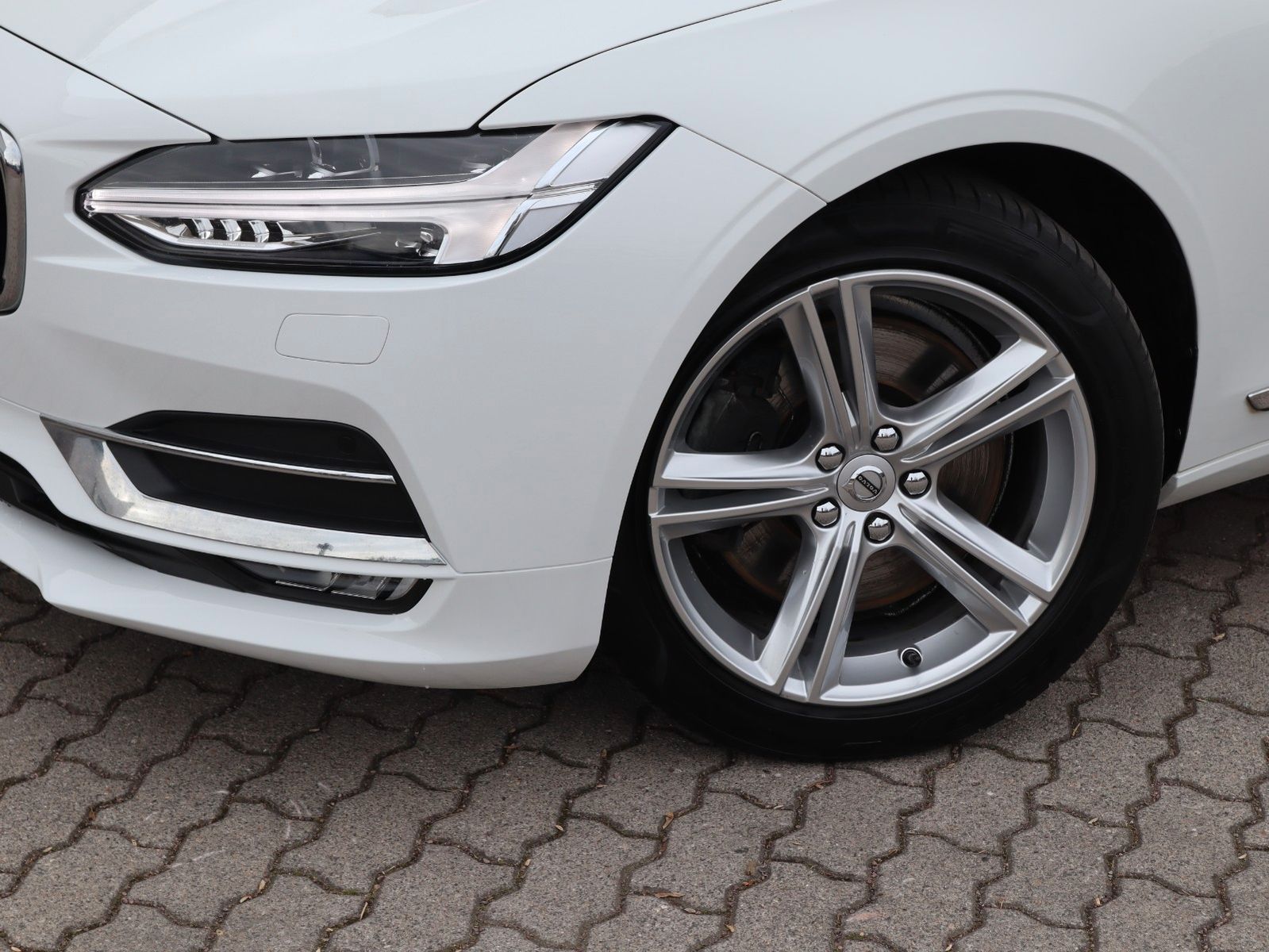 Volvo S90 D5 Inscription AWD LED*StdHzg*Akustik*AHK foto 11