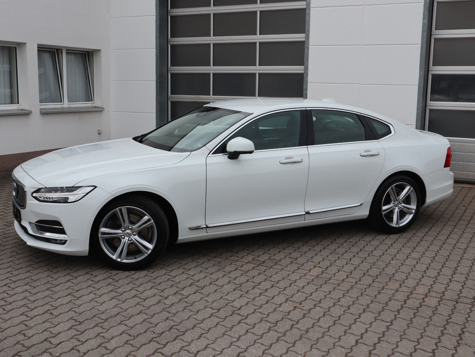 Volvo S90 D5 Inscription AWD LED*StdHzg*Akustik*AHK foto 15