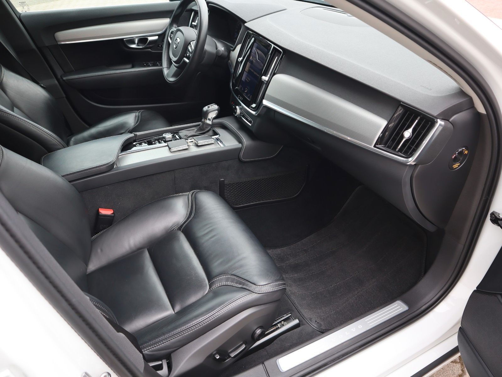 Volvo S90 D5 Inscription AWD LED*StdHzg*Akustik*AHK foto 9