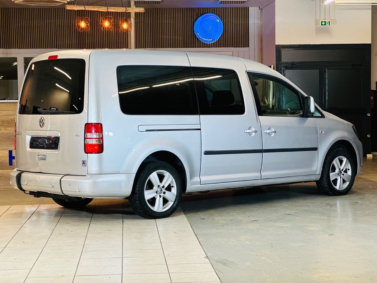 Volkswagen Caddy Maxi-Behindertengerecht-Rampe foto 10