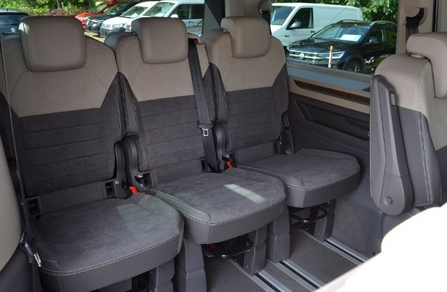 Volkswagen T7 Multivan 2.0 TDI DSG Style lang AHK/18-ZOLL/M foto 10