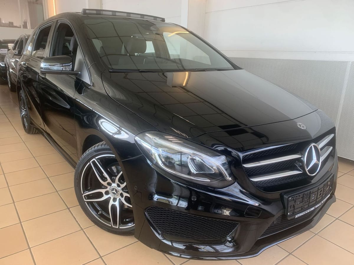 Mercedes-Benz B 200 AMG Line Panorama Kamera Leder Navi Memory