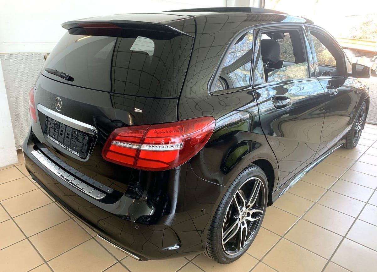 Mercedes-Benz B 200 AMG Line Panorama Kamera Leder Navi Memory foto 3