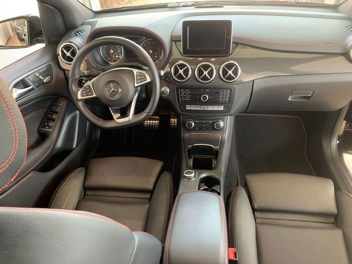 Mercedes-Benz B 200 AMG Line Panorama Kamera Leder Navi Memory foto 21