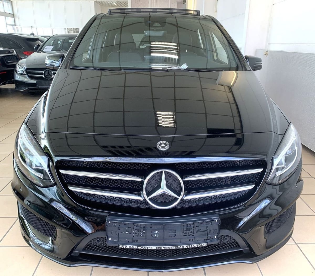 Mercedes-Benz B 200 AMG Line Panorama Kamera Leder Navi Memory foto 4