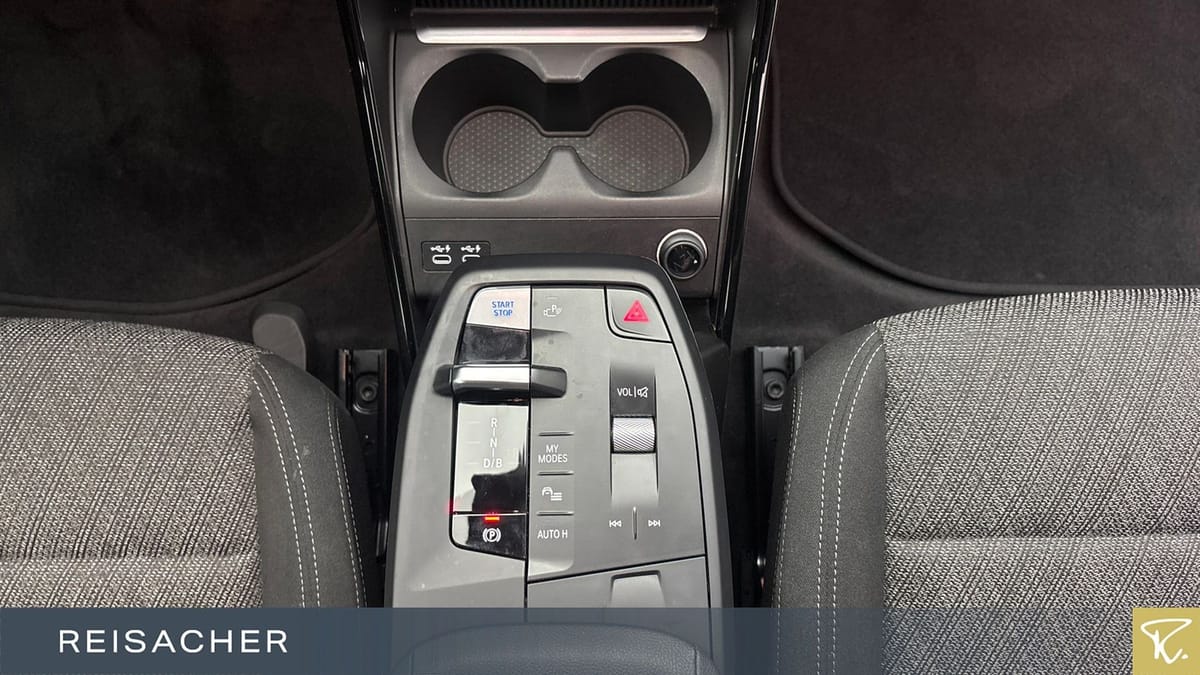 BMW IX1 A XDRIVE30 LCPlus RFK SH DAB+ foto 11