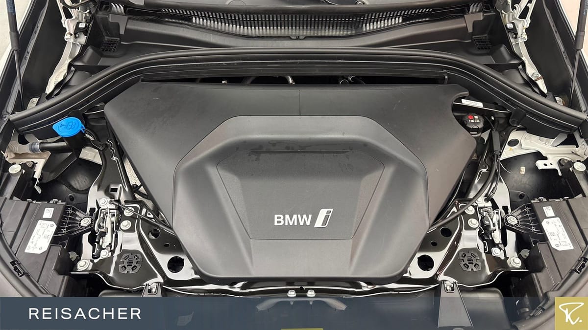 BMW IX1 A XDRIVE30 LCPlus RFK SH DAB+ foto 7