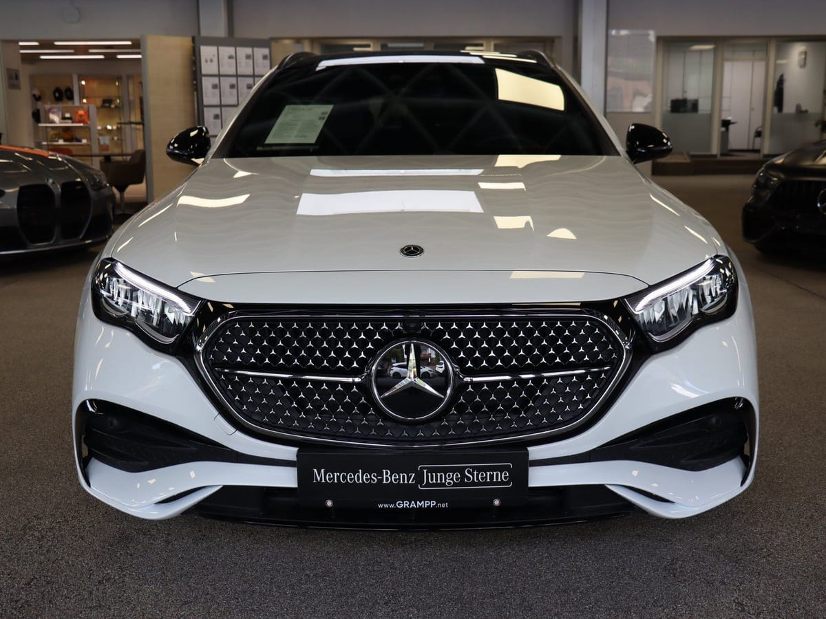 Mercedes-Benz E 300 T de 4M AMG Advanced/Fahrassi/Pano/AHK/20" foto 2