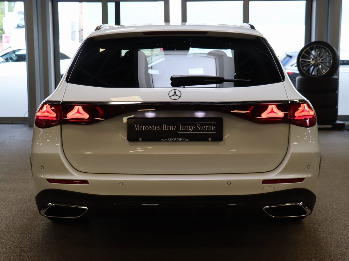 Mercedes-Benz E 300 T de 4M AMG Advanced/Fahrassi/Pano/AHK/20" foto 6
