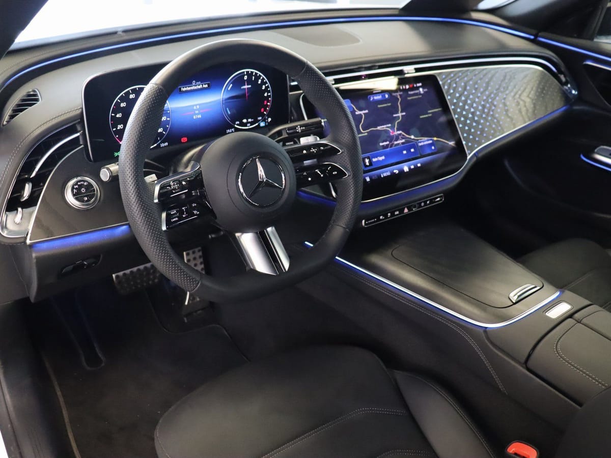 Mercedes-Benz E 300 T de 4M AMG Advanced/Fahrassi/Pano/AHK/20" foto 10