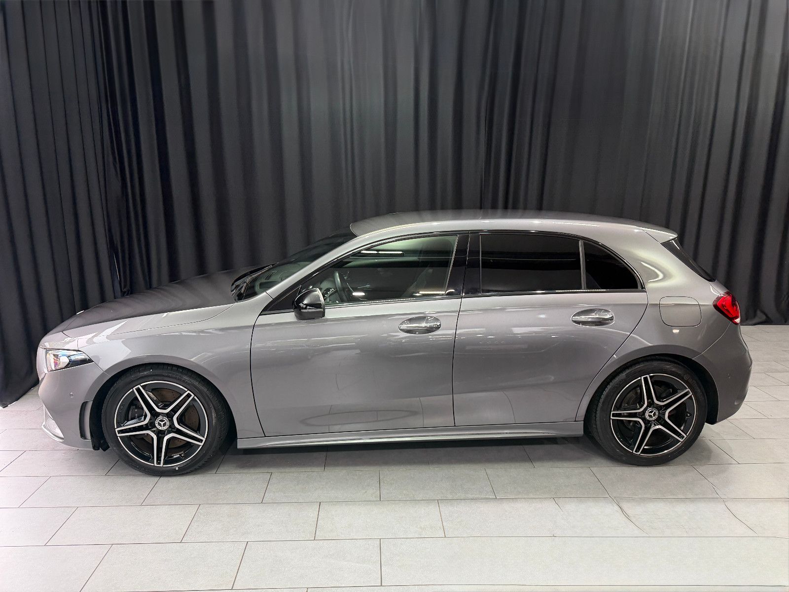 Mercedes-Benz A 250 4Matic|AMG-LINE|360°|STDHZG foto 2