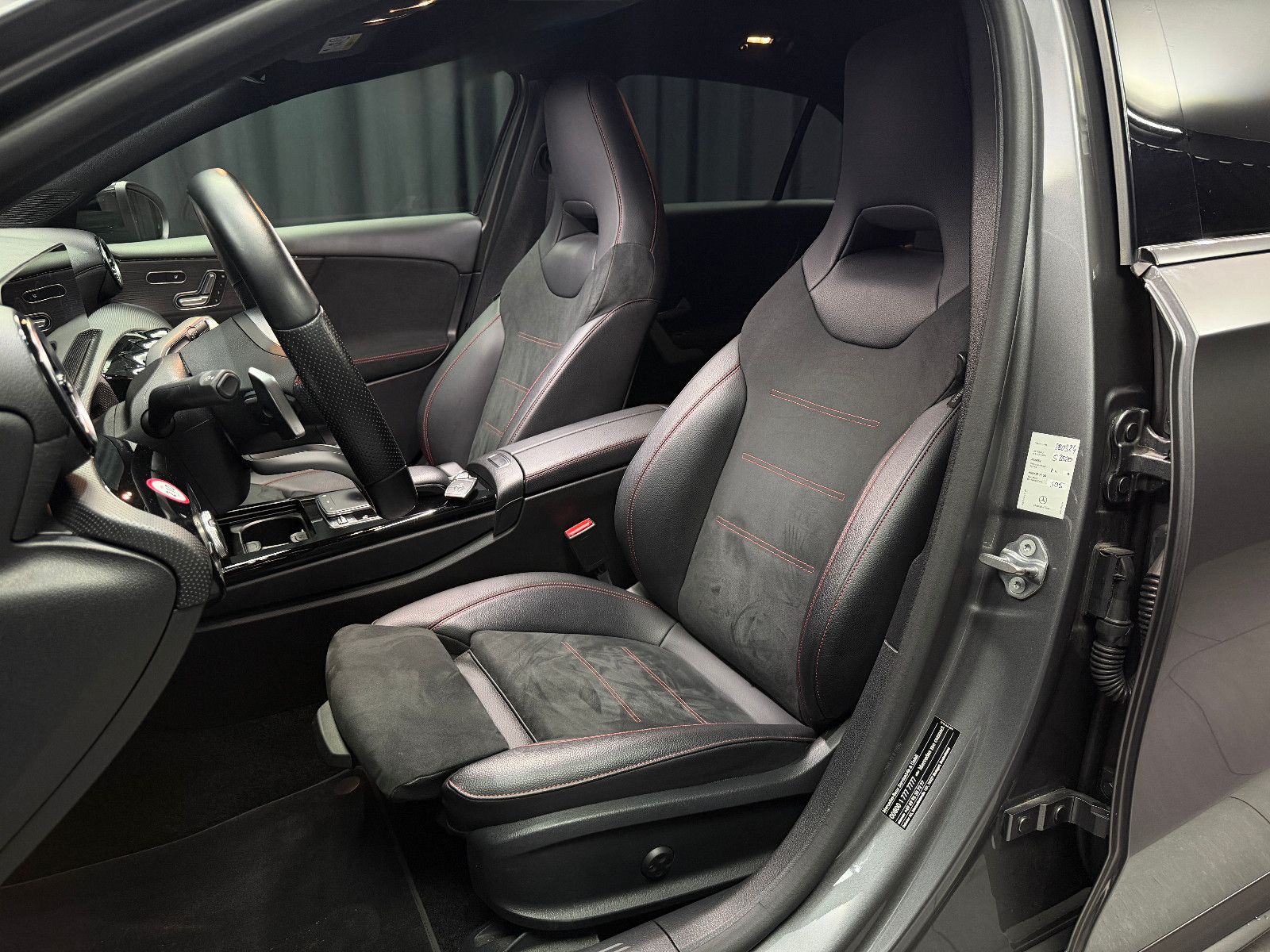 Mercedes-Benz A 250 4Matic|AMG-LINE|360°|STDHZG foto 20