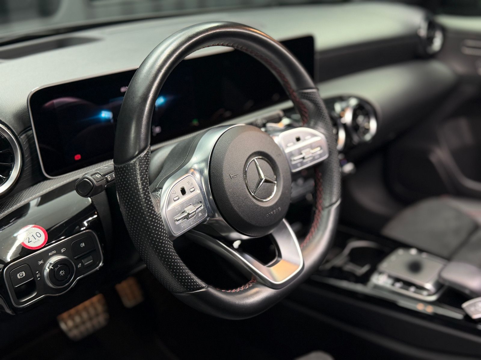 Mercedes-Benz A 250 4Matic|AMG-LINE|360°|STDHZG foto 22