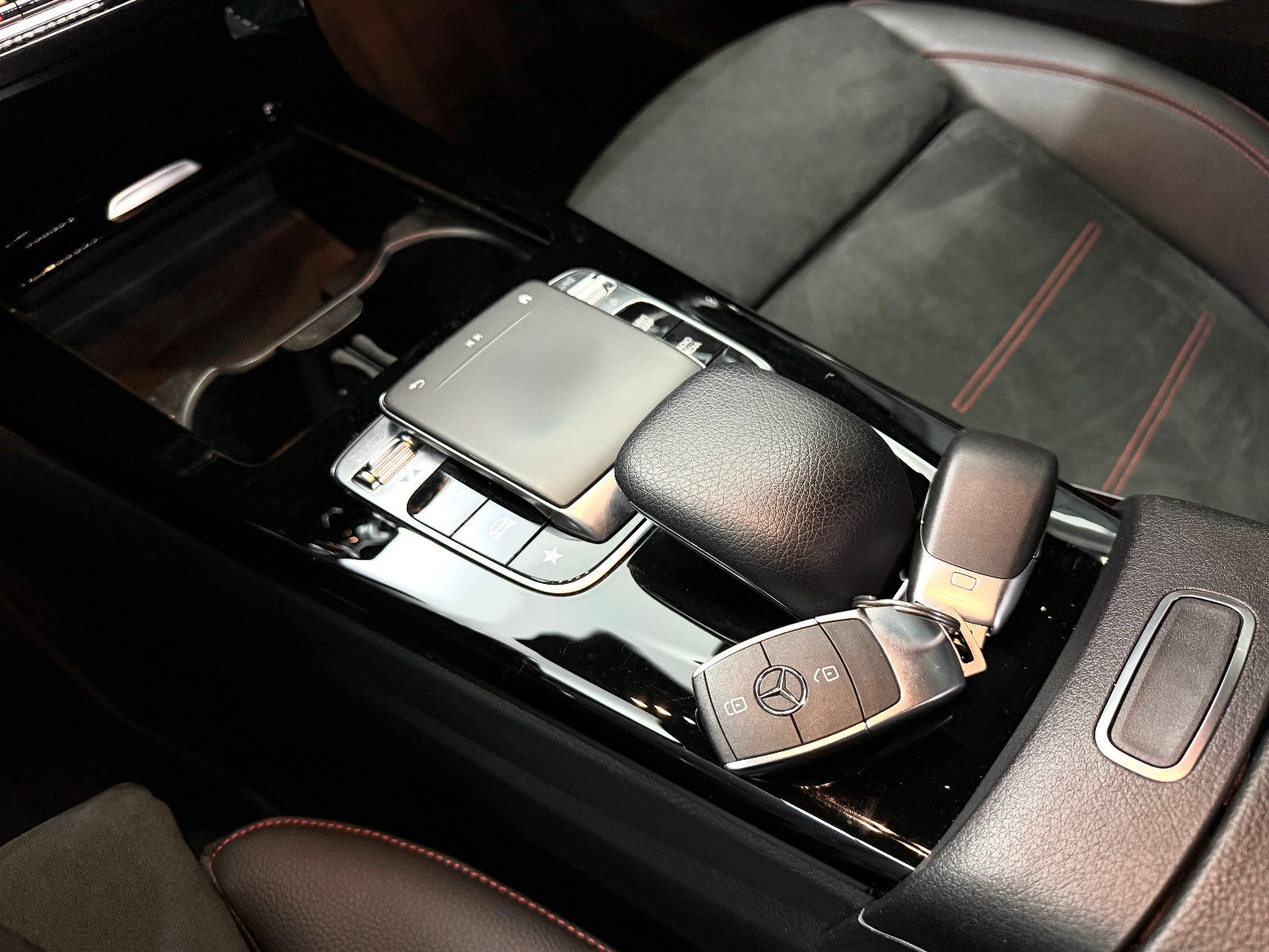 Mercedes-Benz A 250 4Matic|AMG-LINE|360°|STDHZG foto 23