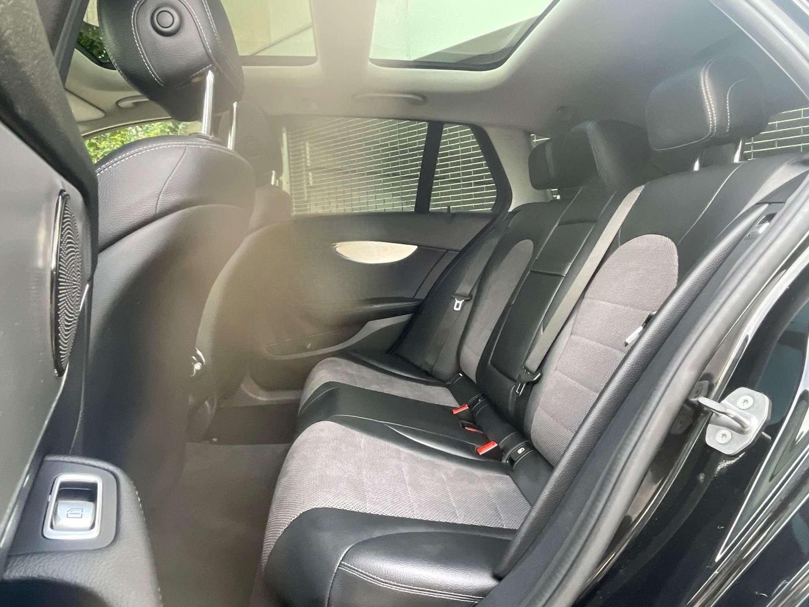 Mercedes-Benz C 200 4Matic T Avantgarde Navi Panorama LED SHZ foto 13