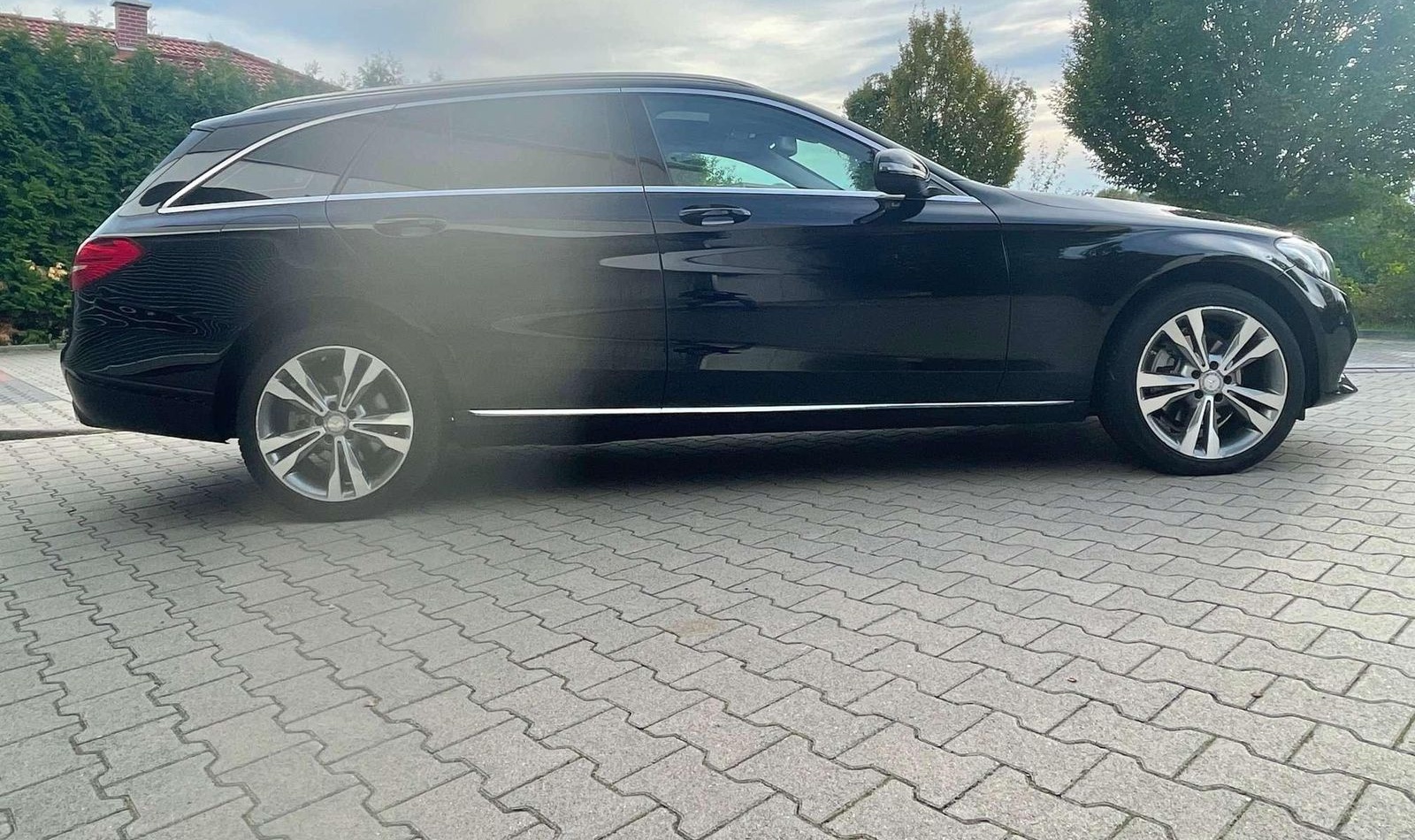 Mercedes-Benz C 200 4Matic T Avantgarde Navi Panorama LED SHZ foto 3