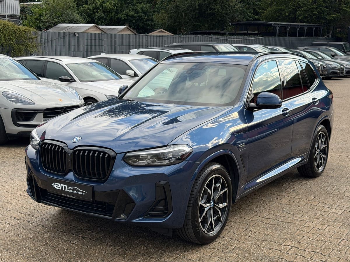 BMW X3 xDrive 30e M Sport Leder LED 360 Ambiente foto 2