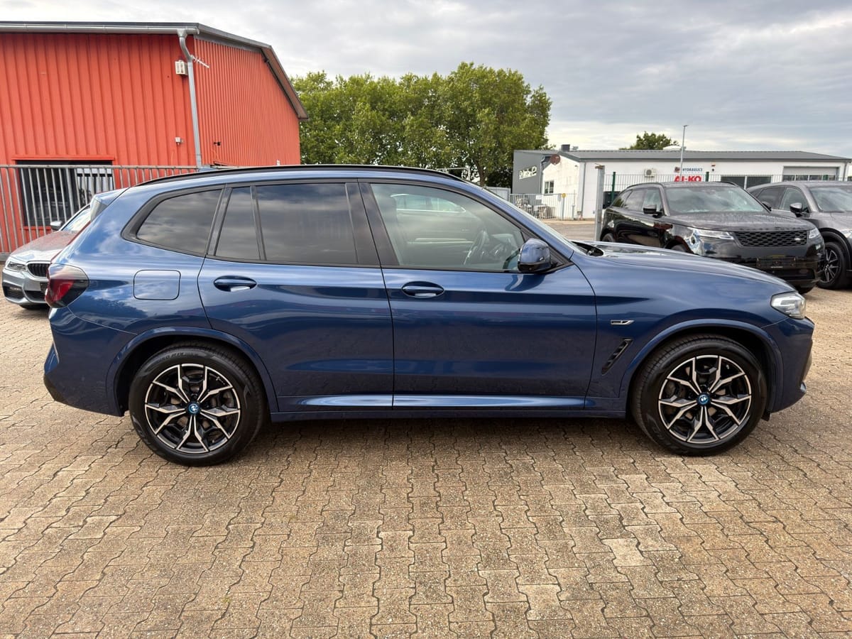 BMW X3 xDrive 30e M Sport Leder LED 360 Ambiente foto 5