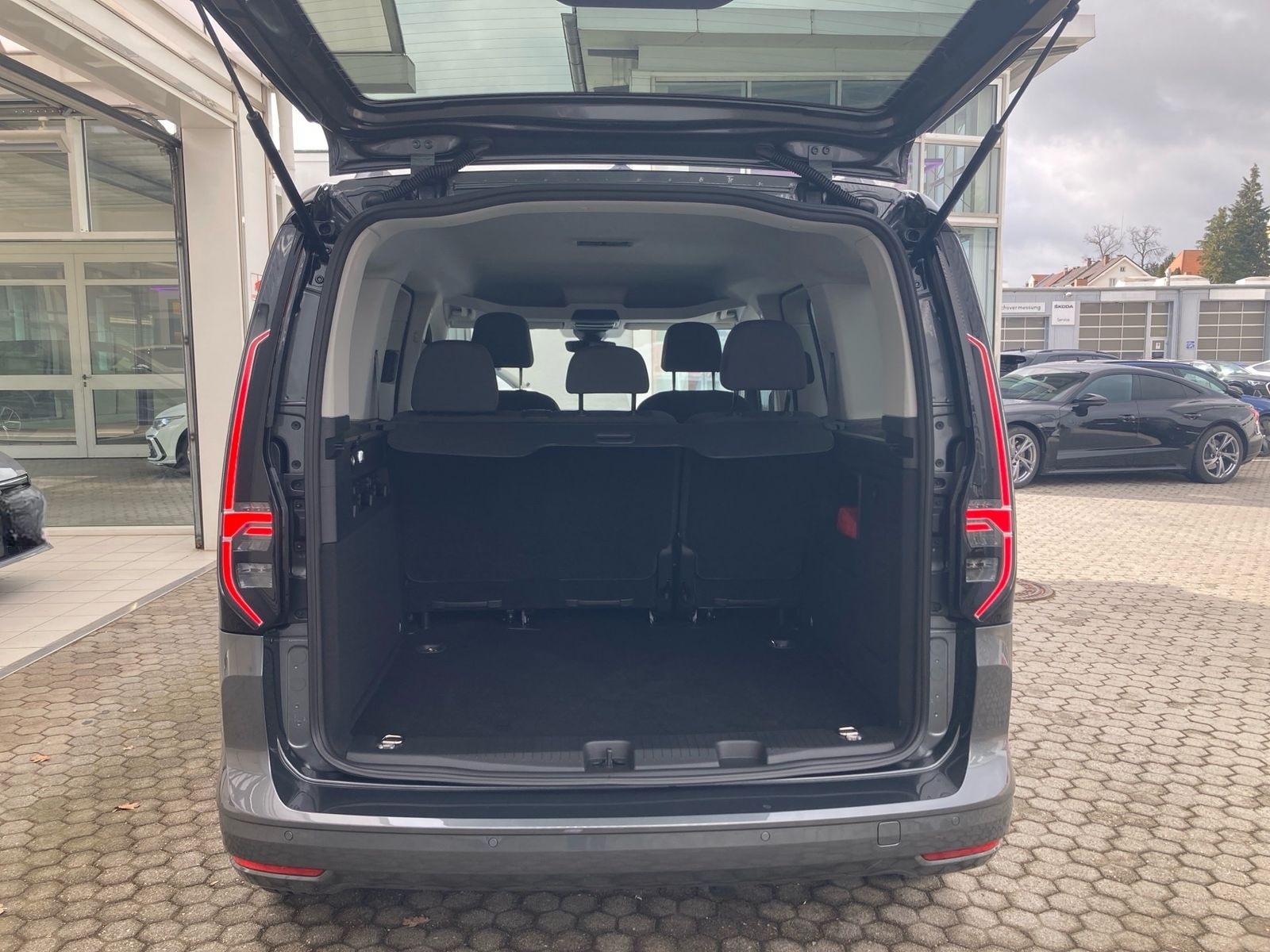 Volkswagen Caddy Edition 1.5 TSI 115PS DSG AHK,NAVI,LED,ACC foto 8