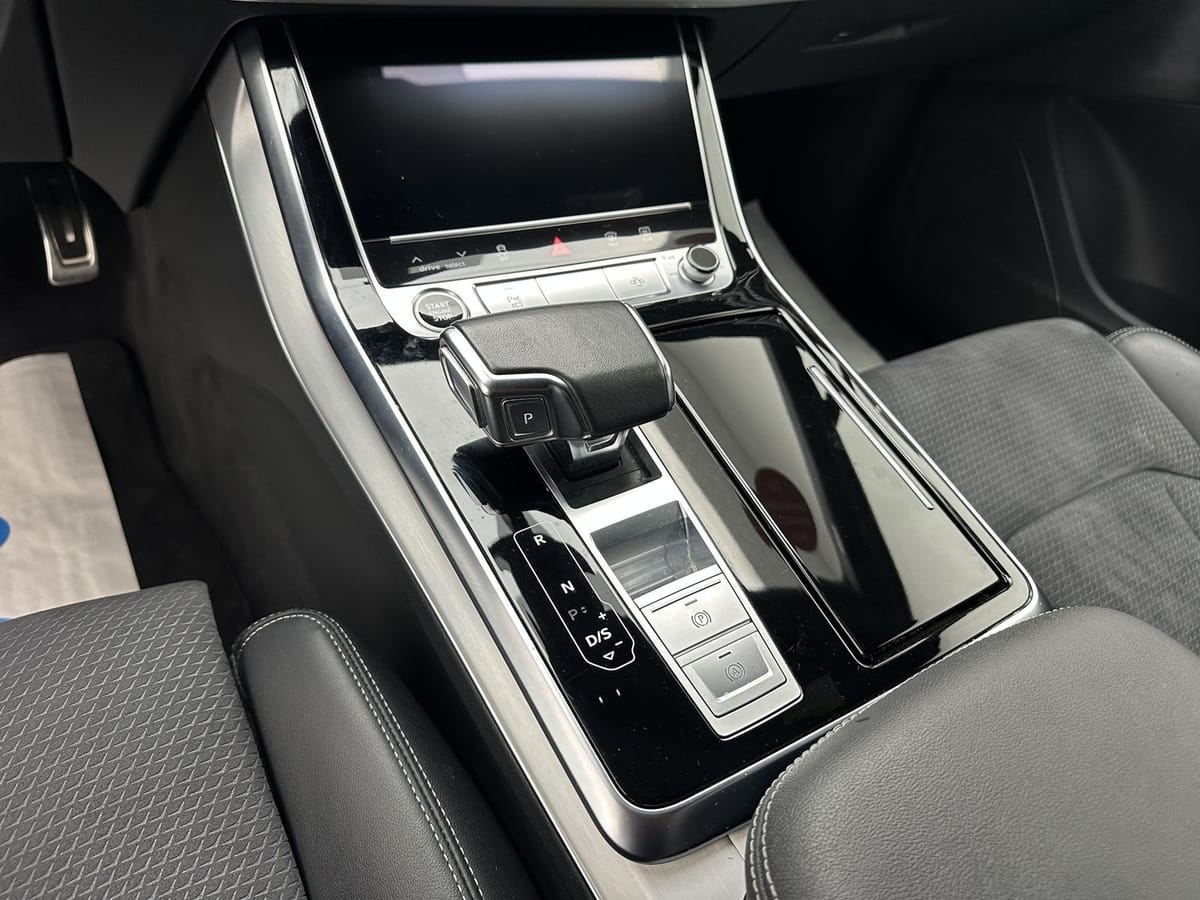 Audi Q7 45 TDI quattro S line "1 HAND-NAVI-CAM-SITZH" foto 16