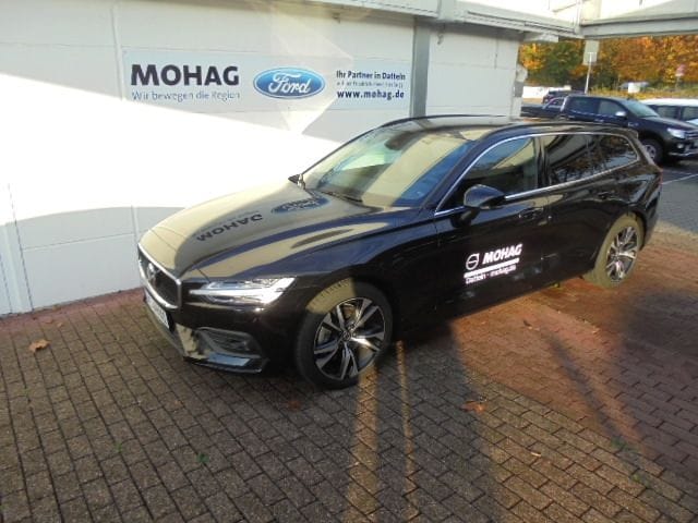 Volvo V60 Kombi B3 Benzin EU6d Core Kombi 7-Gang Auto