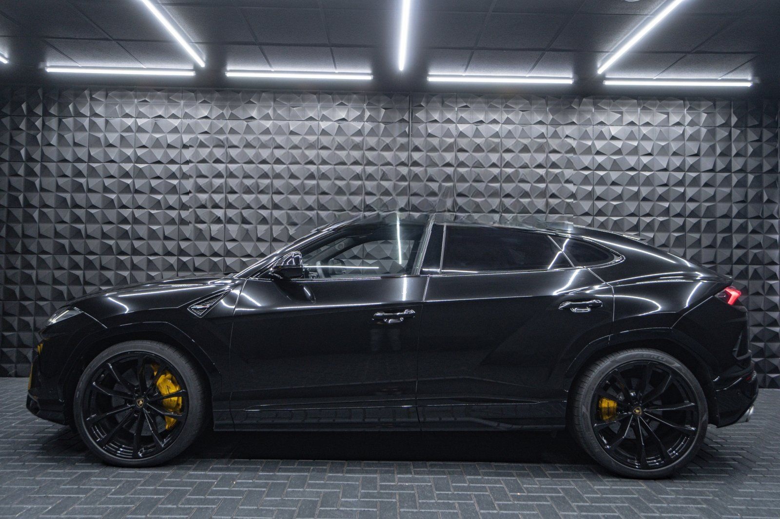 Lamborghini Urus /Deutsch/Carbon/23Zoll/Night/ foto 4
