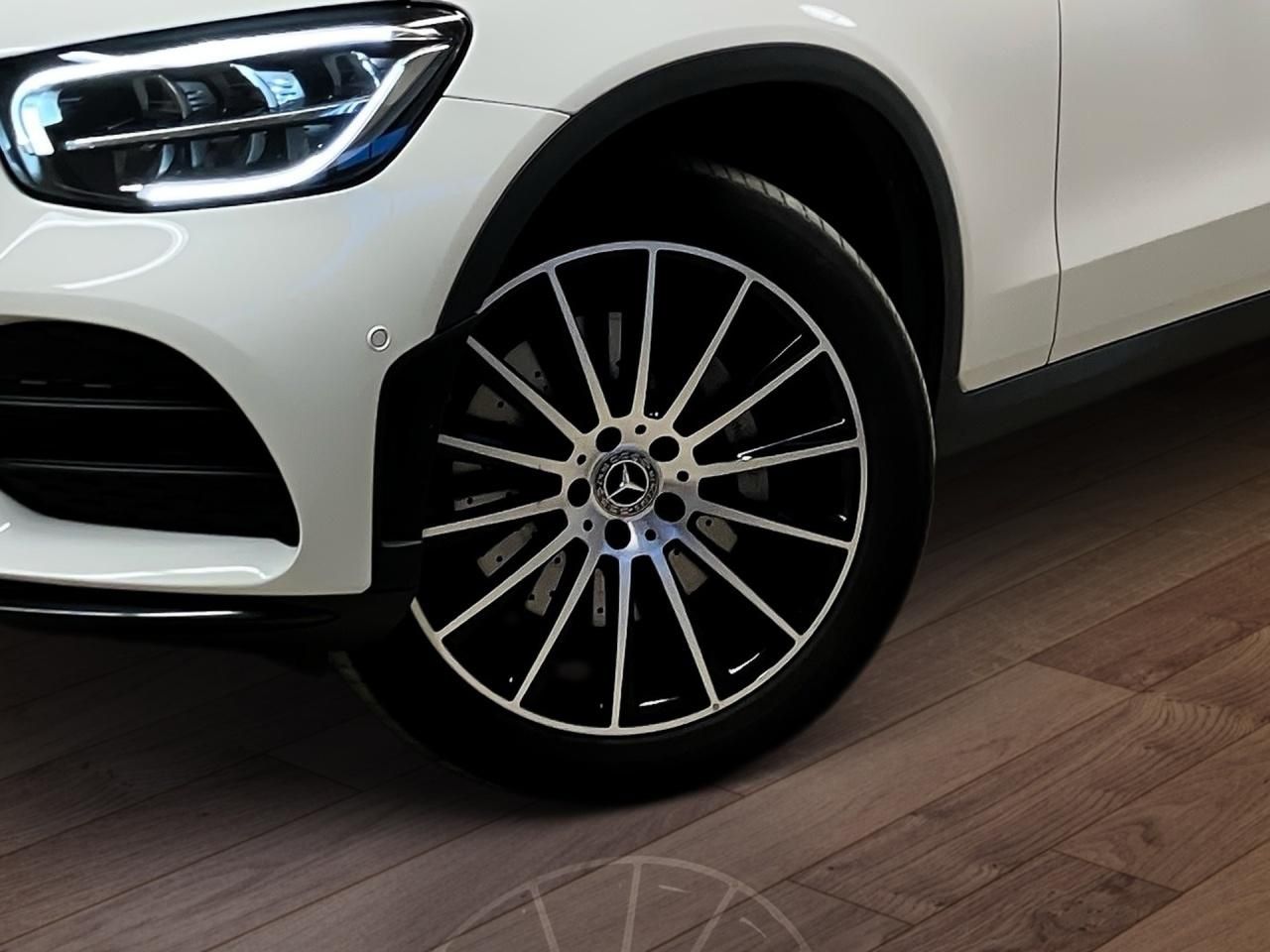 Mercedes-Benz GLC 300de 4M SpurW Night Kam. ParkAss Distronic foto 2