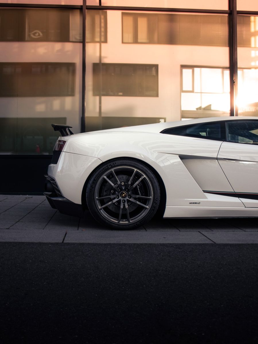 Lamborghini Gallardo LP570-4 Superleggera foto 6