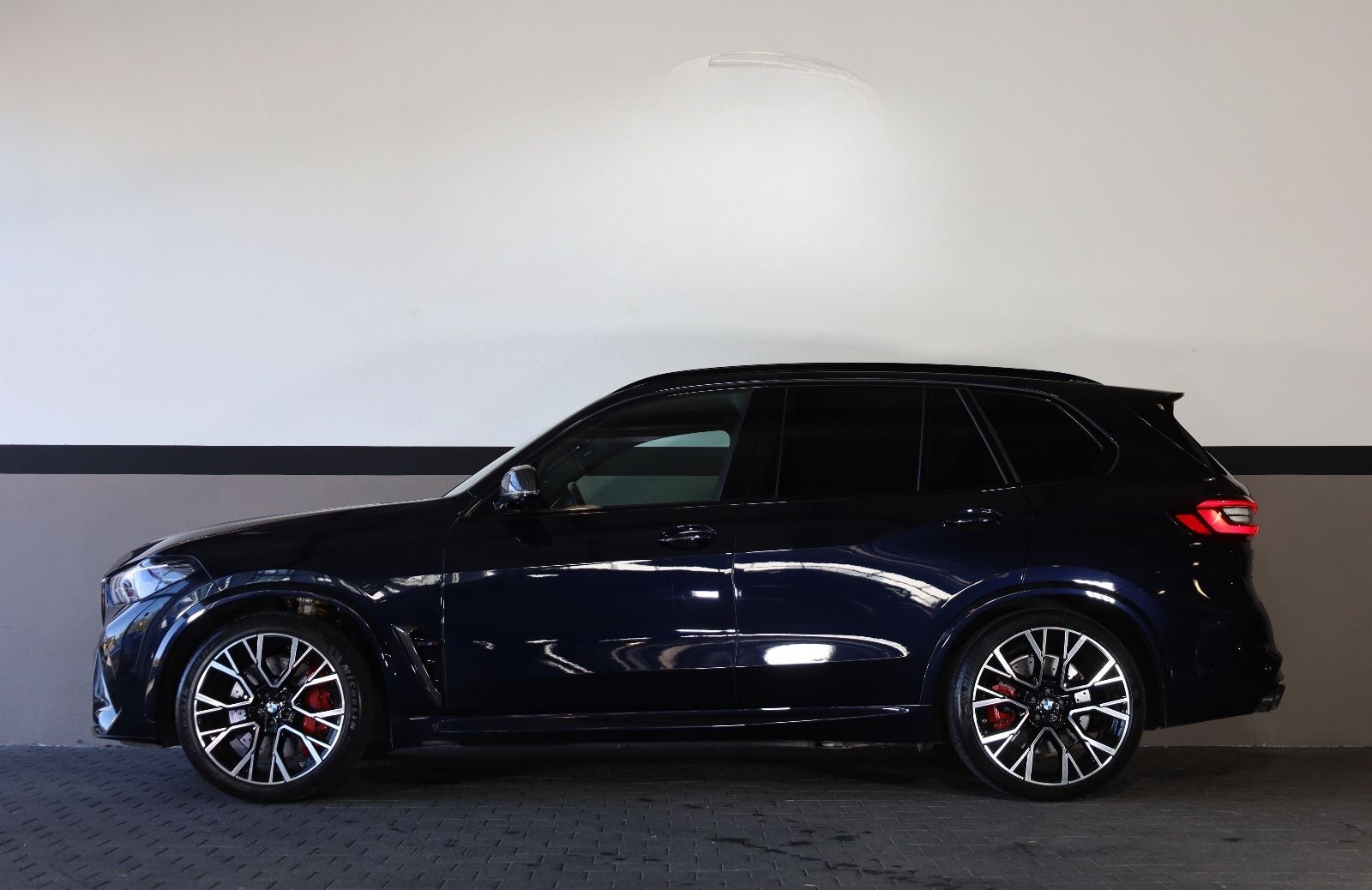 BMW X5 M Competition/360°/LASER/B&W/PANO/MASSAGE/R21 foto 3